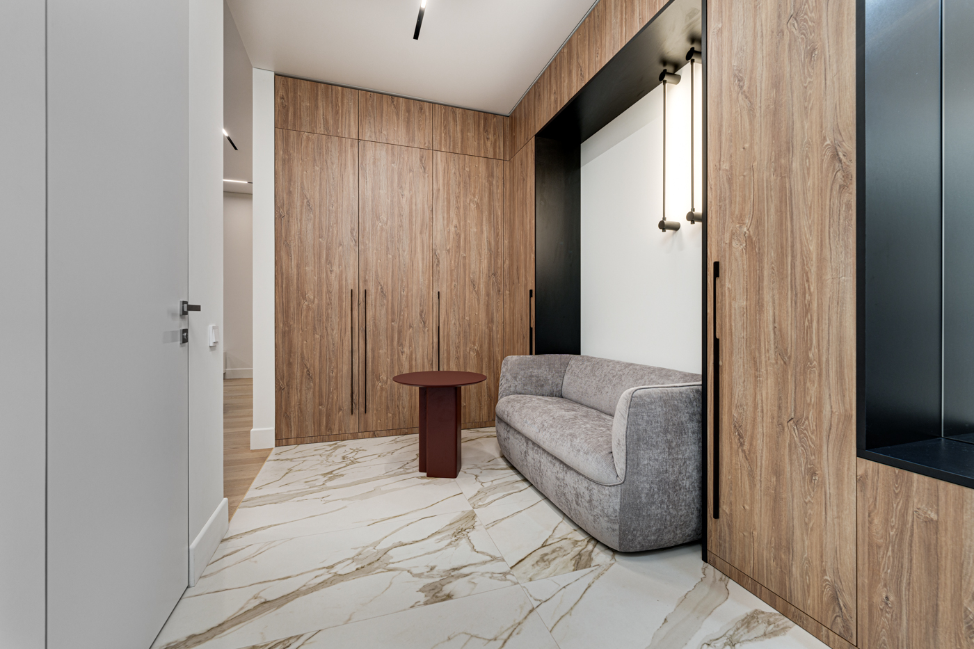 Прихожая в реальности